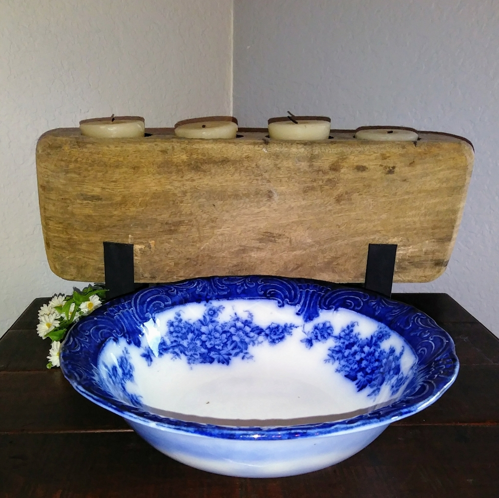 Antique semi porcelain bowl